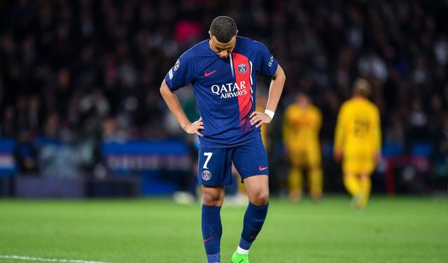 半岛体育app登录-巴黎圣日耳曼遗憾淘汰，欧冠前路艰难